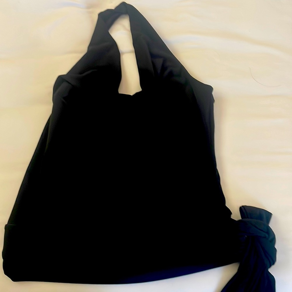 Halter top.